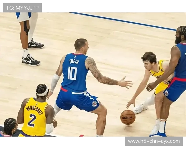 拉塞尔内线强超，引爆维修区